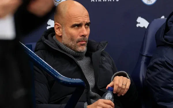 Брайтън 2-1 Манчестър Сити: Пеп Гуардиола се изправя пред най-голямото си предизвикателство досега след четири поредни загуби