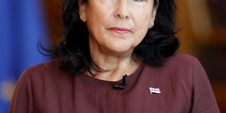 Президентът на Грузия осъжда назначаването на наследника си като „подигравка с демокрацията“ Президентът на Грузия осъжда назначаването на наследника си като „подигравка с демокрацията“