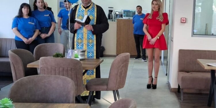 Спортен бар „Инбет“ отвори в Харманли