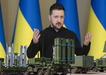 Зеленски осигурява 25 системи „Пейтриът“ за защита на Украйна“