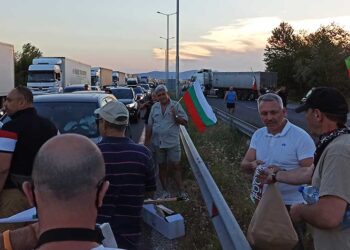 500 полицаи не опазиха магистрала „Марица“ от протестиращи
