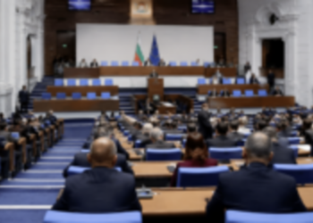 Парламентът прие тестове за почтеност за държавни служители